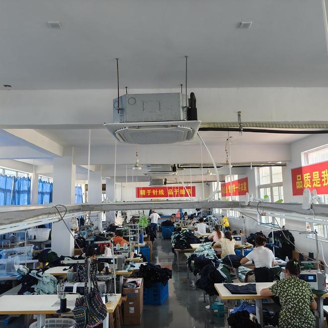 裁服饰江西生产基地顺利投产冰球突破豪华版app浙江金(图2)